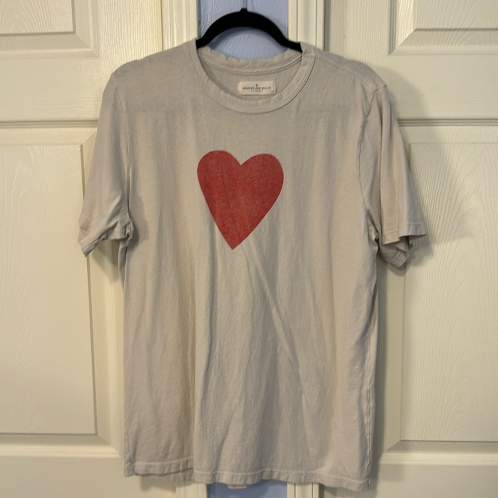 Imogene and Willie Heart tee. Size xl.